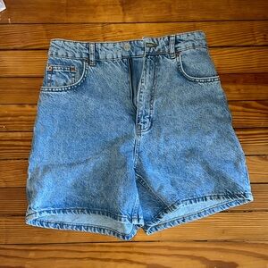 High waisted Zara Jean shorts, size 4